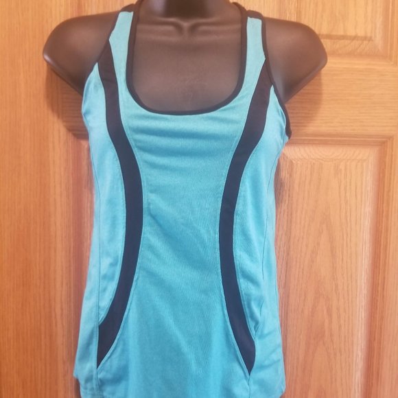 Kyodan Sleeveless Racer Tank W/Built In Bra EUC! - Picture 1 of 4